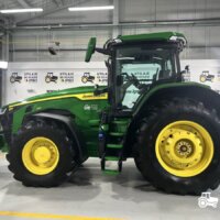 John Deere 8R 310 1