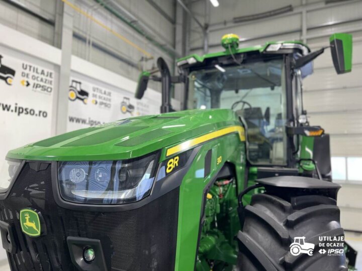 John Deere 8R 310 18