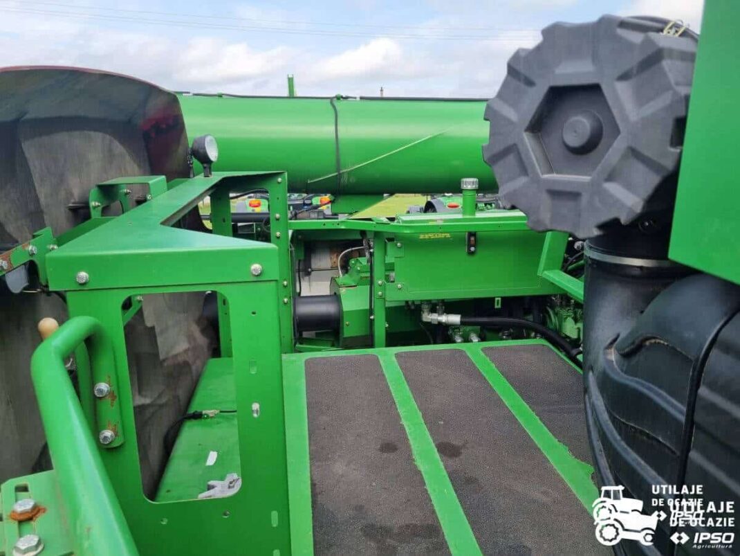 John Deere S670i HM 4x4 + Header paioase