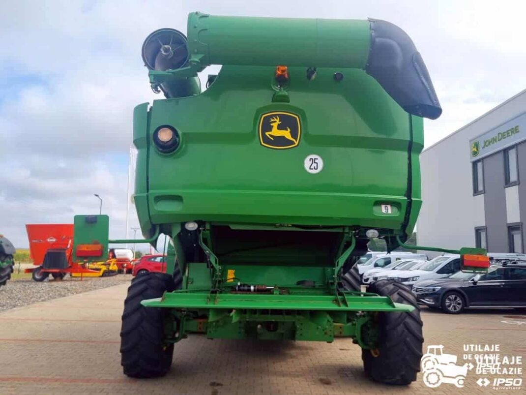 John Deere S670i HM 4x4 + Header paioase