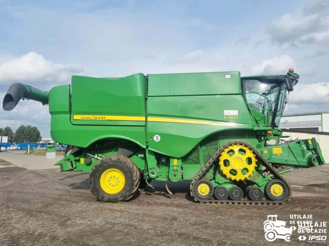 John Deere S780i + Header paioase
