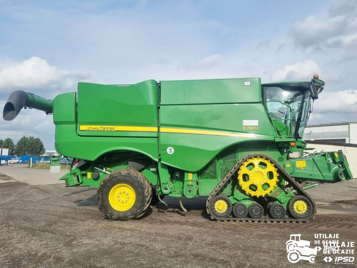 John Deere S780i + Header paioase