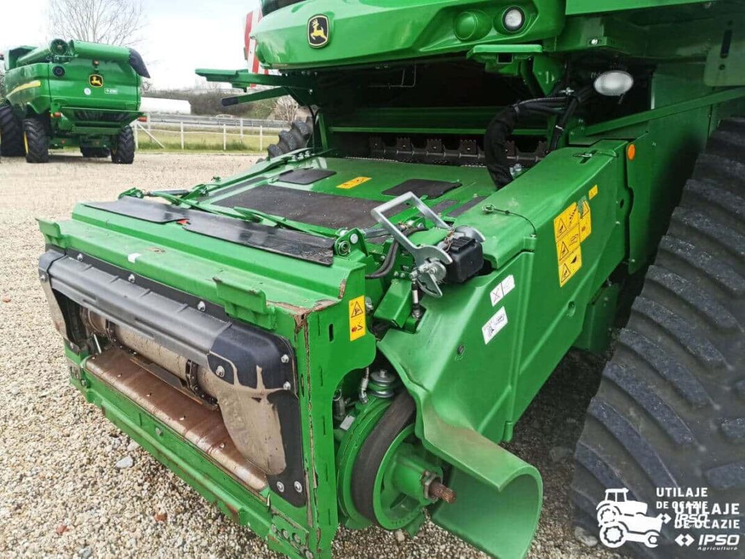 John Deere S790i + Header paioase