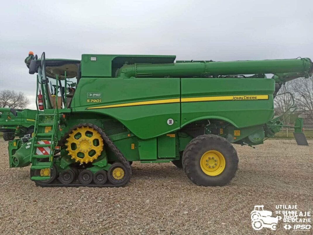 John Deere S790i + Header paioase