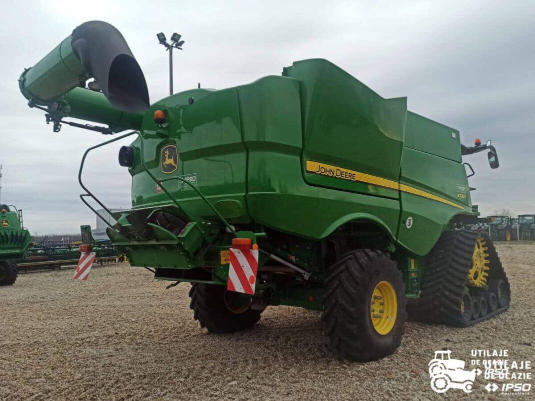 John Deere S790i + Header paioase