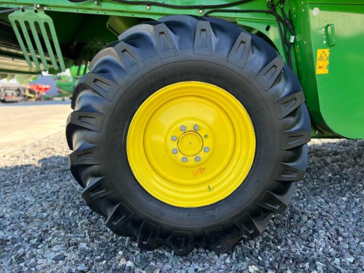 John Deere W650 Header paioase 24