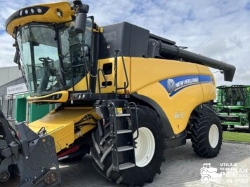 New Holland CX8.80 + Header paioase