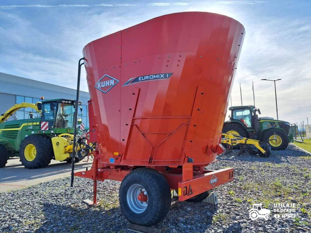 Remorca KUHN Euromix I 1270