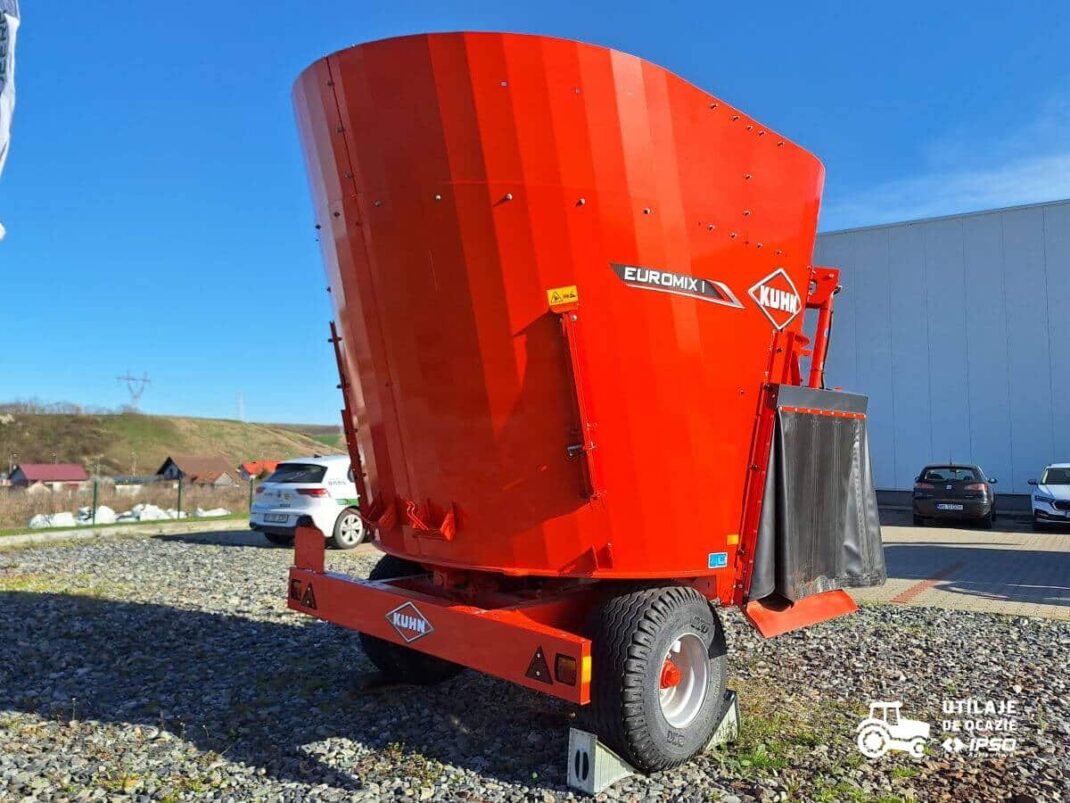 Remorca KUHN Euromix I 1270