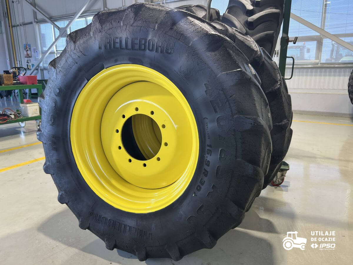 Roti Trelleborg pentru tractor John Deere