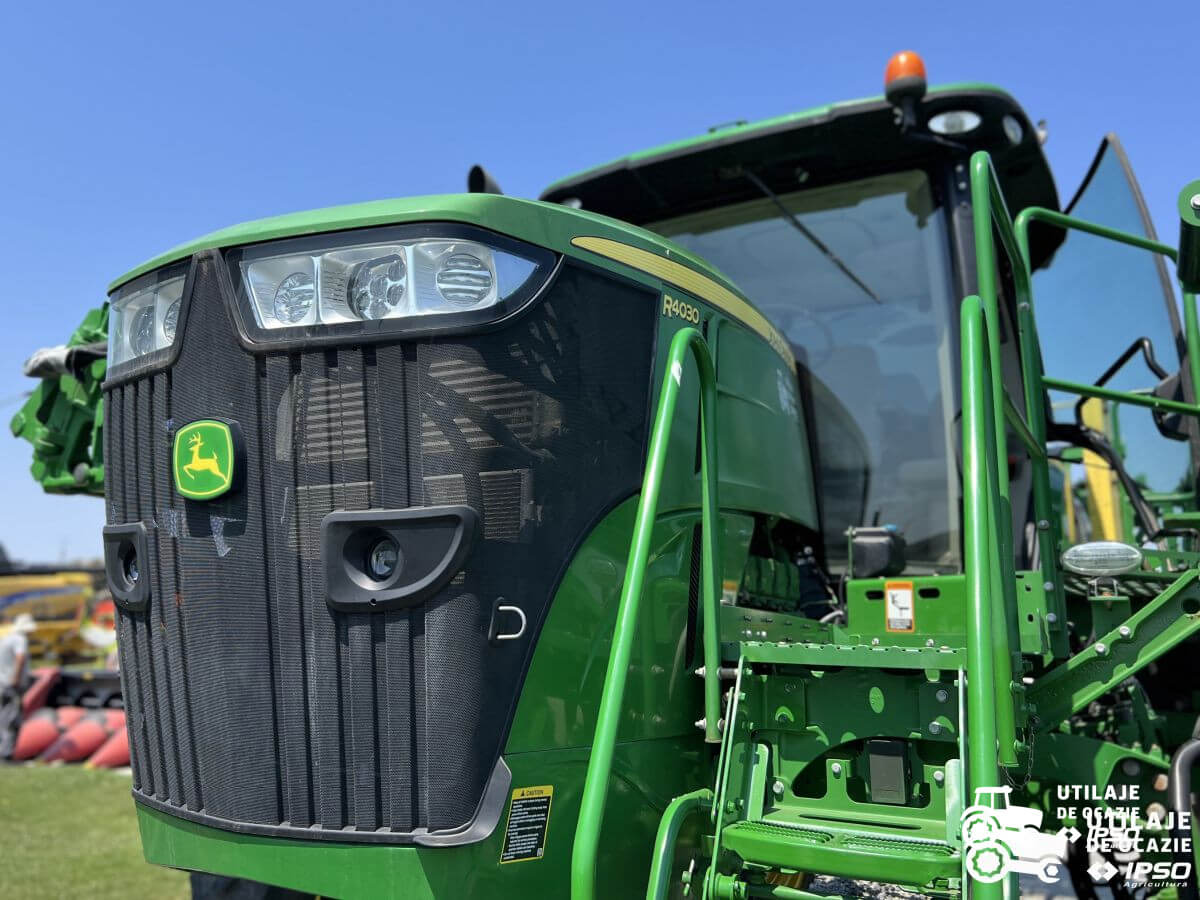 Sprayer John Deere R4030