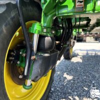 Sprayer John Deere R4030 17