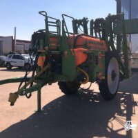 Sprayer tractat Amazone UG 2200