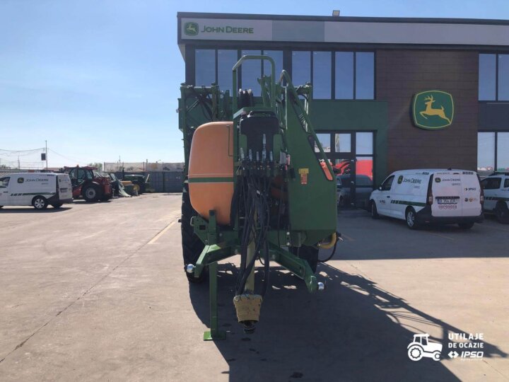 Sprayer tractat Amazone UG 2200 7