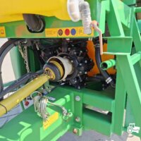 Sprayer tractat John Deere M724 12