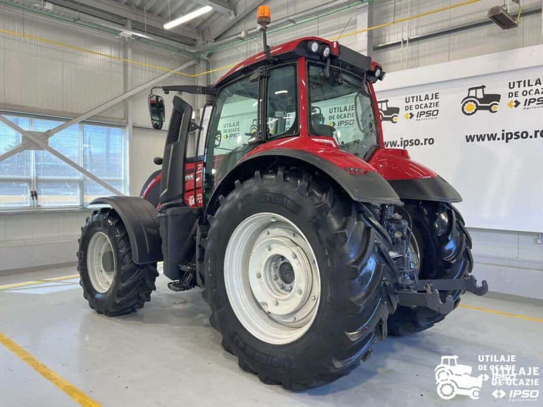 Valtra T194S