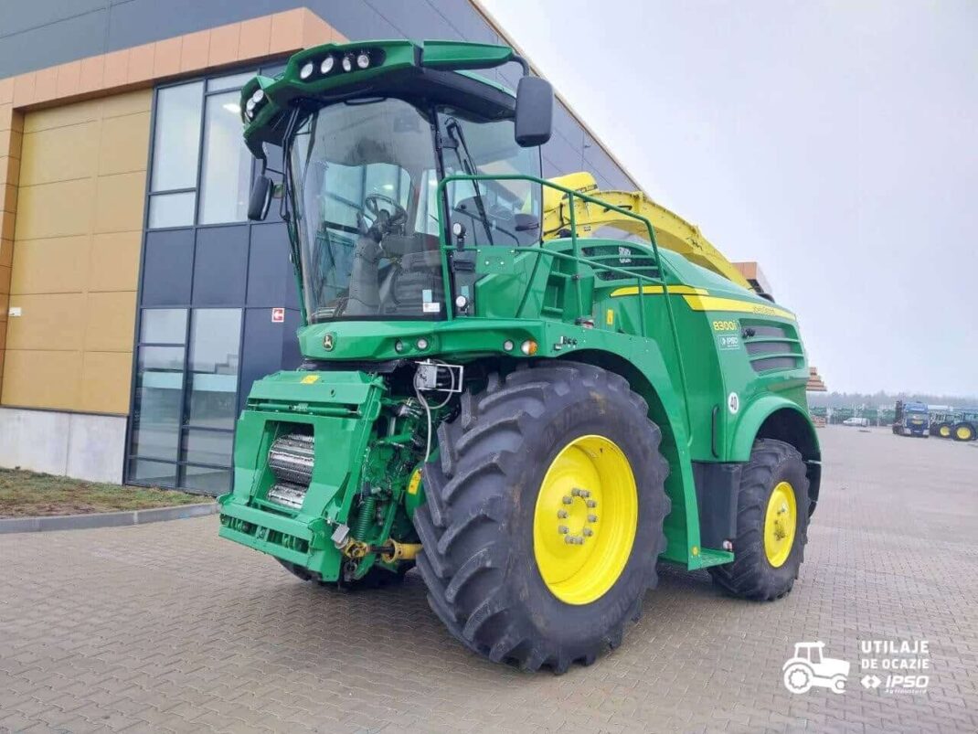John Deere SPFH 8300 ProDrive + Header Kemper