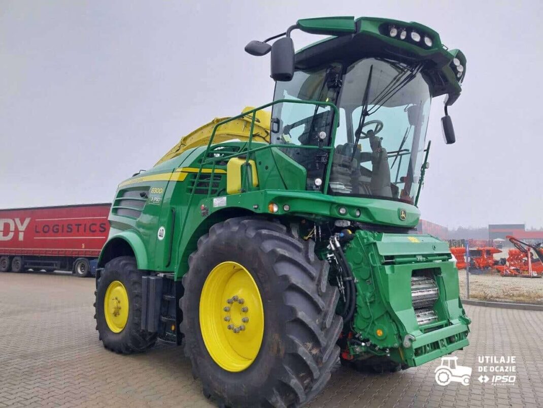 John Deere SPFH 8300 ProDrive + Header Kemper