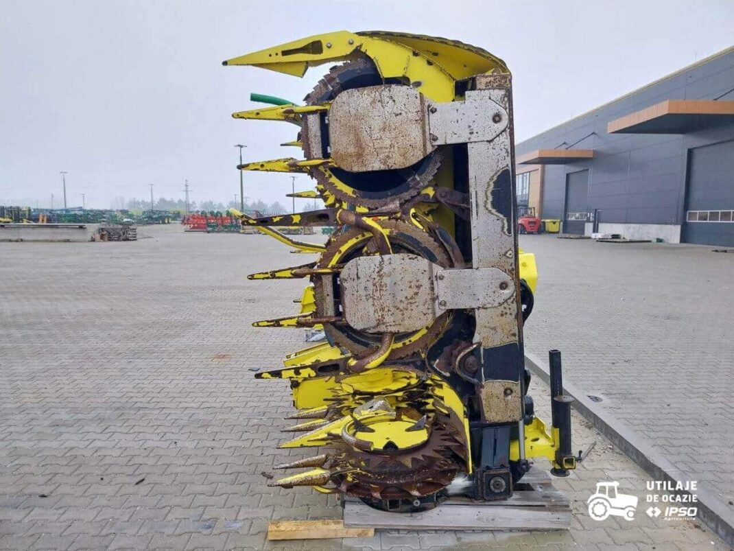 John Deere SPFH 8300 ProDrive + Header Kemper