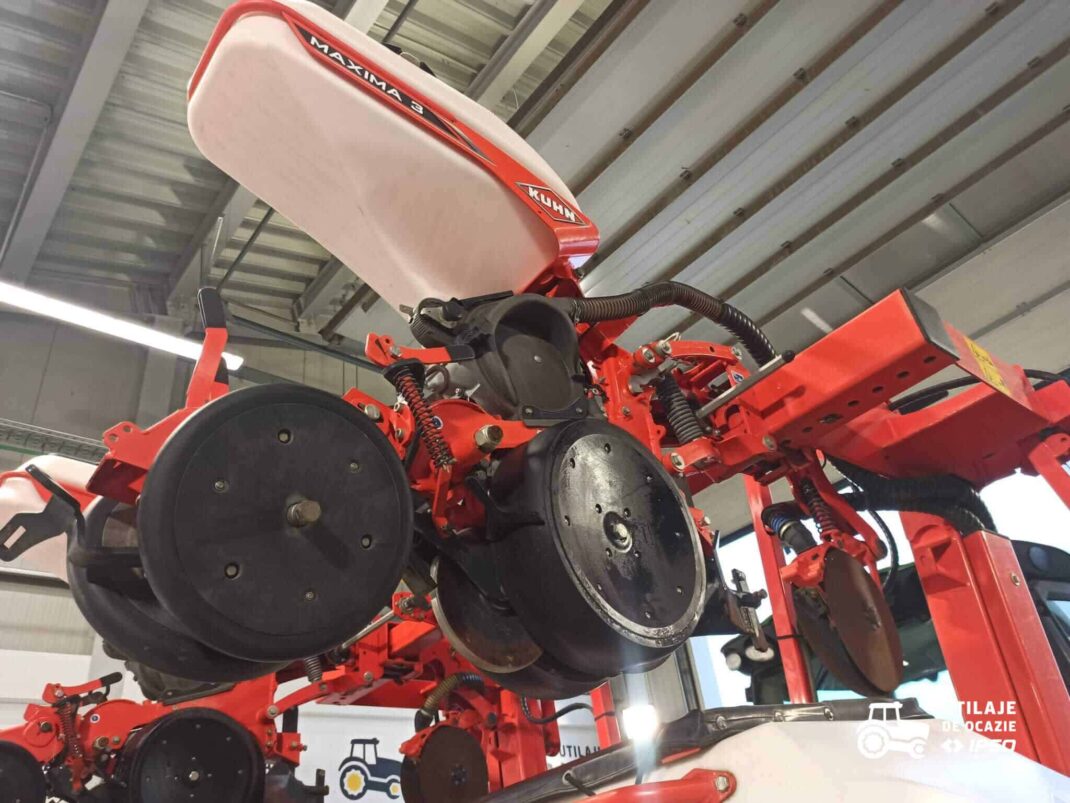 Semanatoare prasitoare Kuhn Maxima 8R 3RT