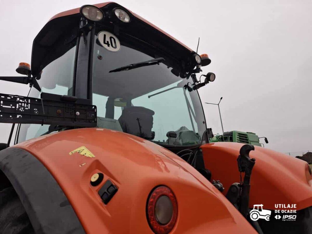 Kubota M7171