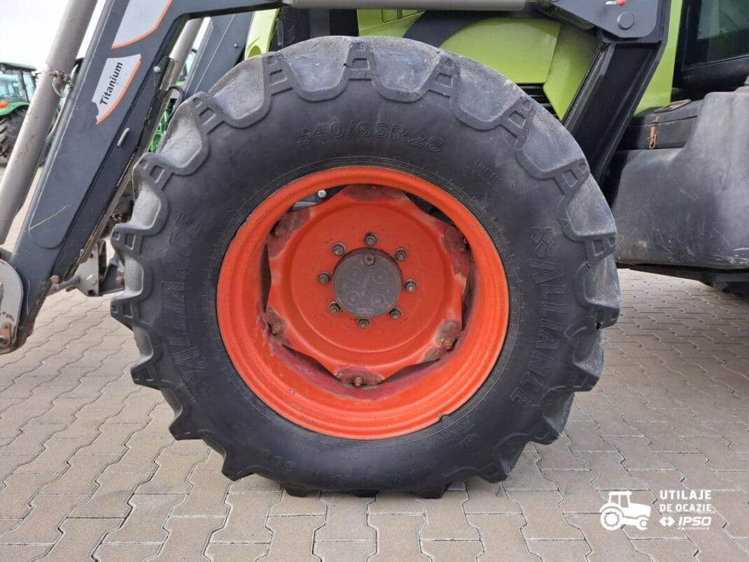 Claas Arion 630 + Incarcator