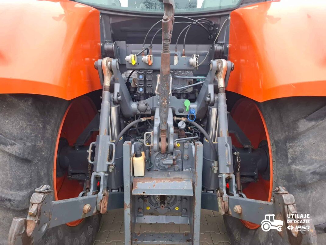 Kubota M7171