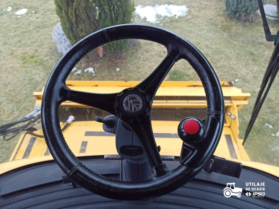 New Holland CX8.80 + Header paioase