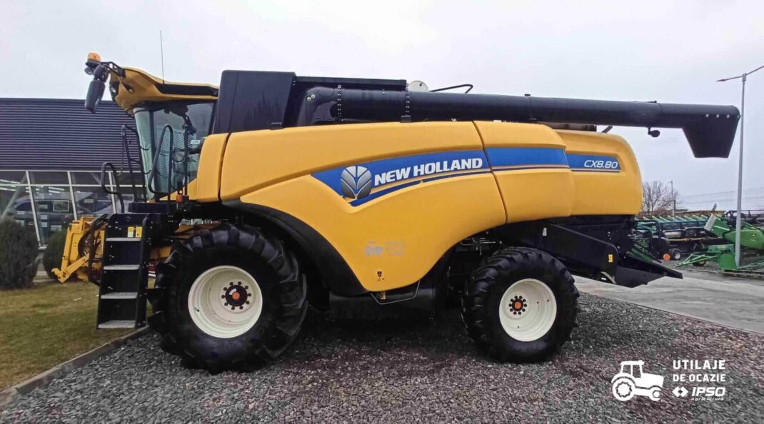New Holland CX8.80 + Header paioase