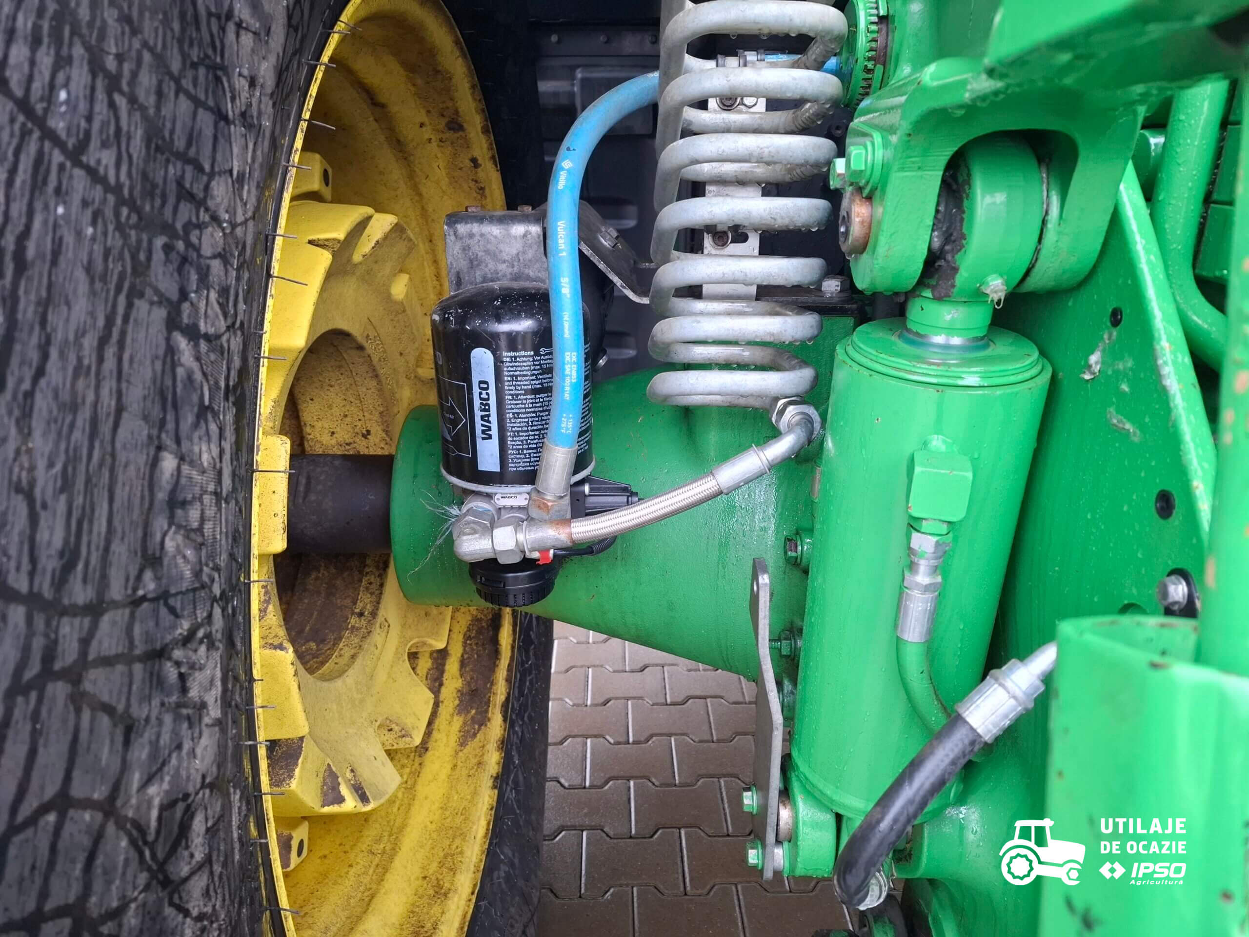 John Deere 8320R