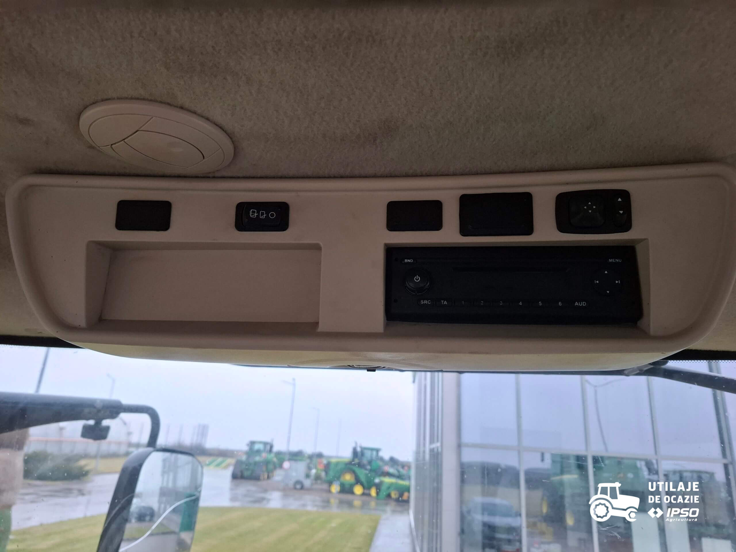 John Deere 8320R