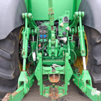 John Deere 8270R