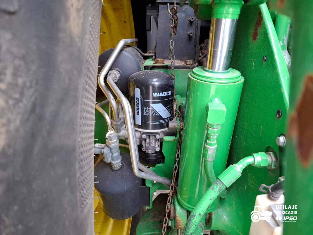 John Deere 8270R