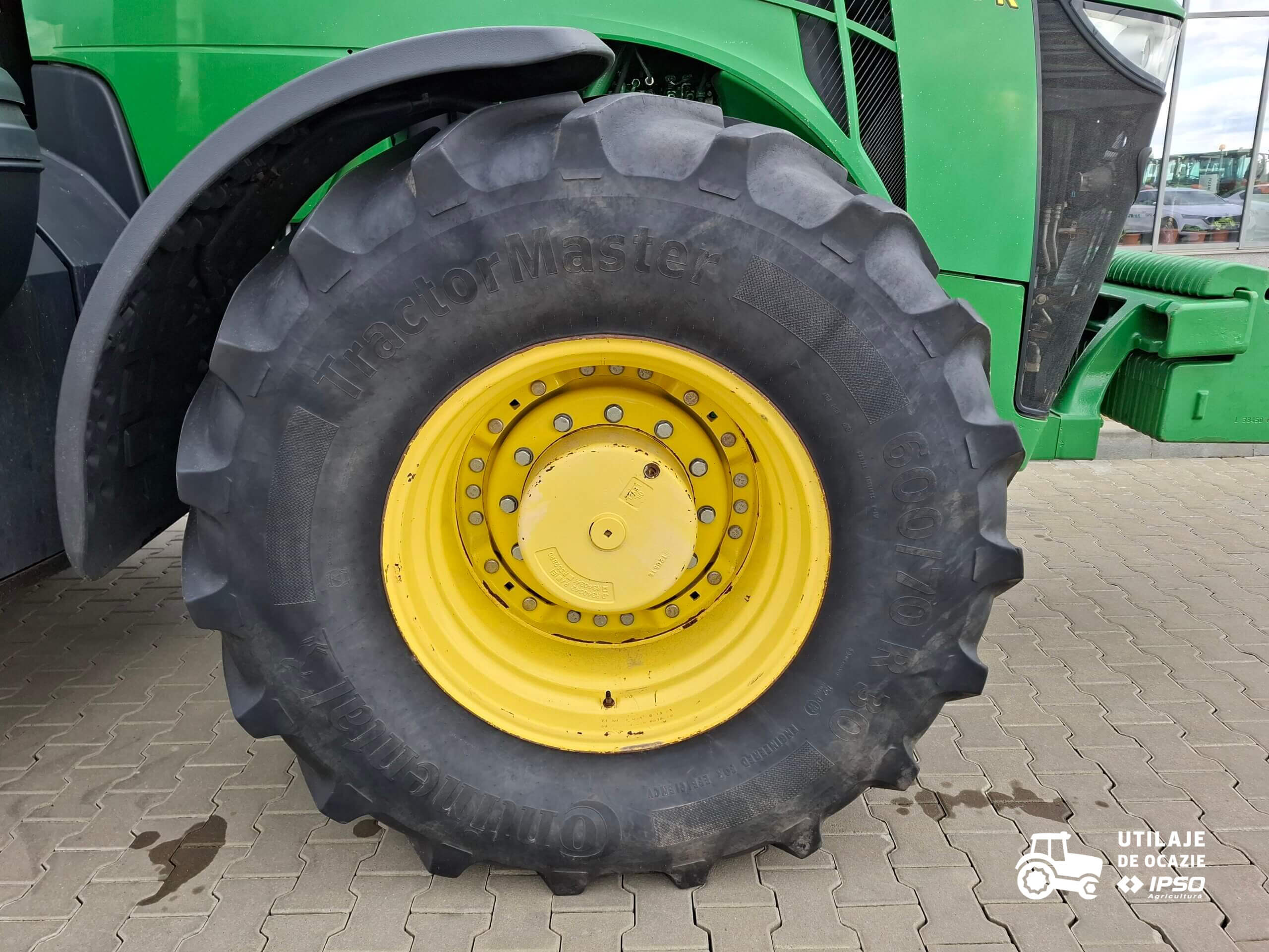 John Deere 8270R