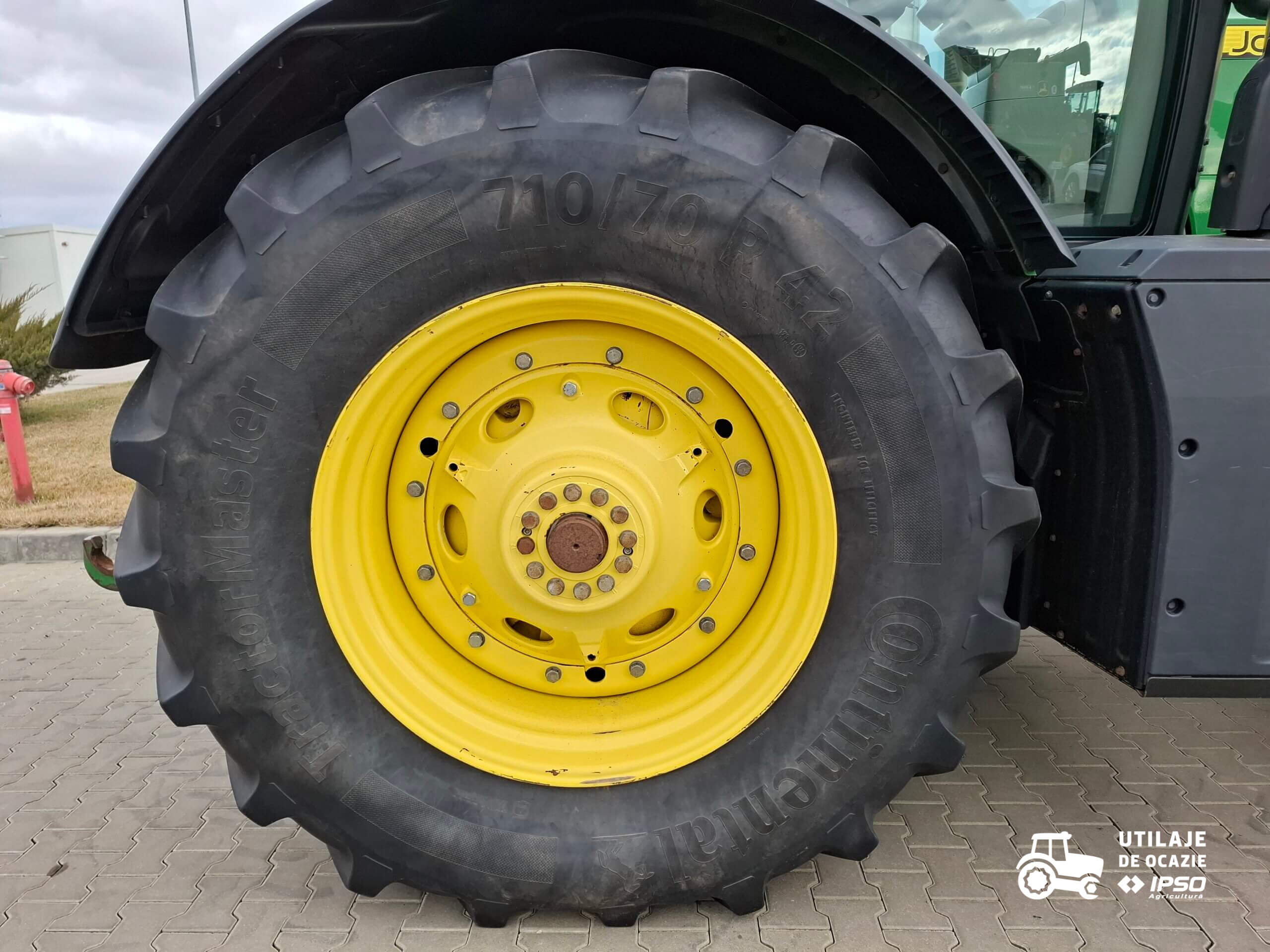 John Deere 8270R