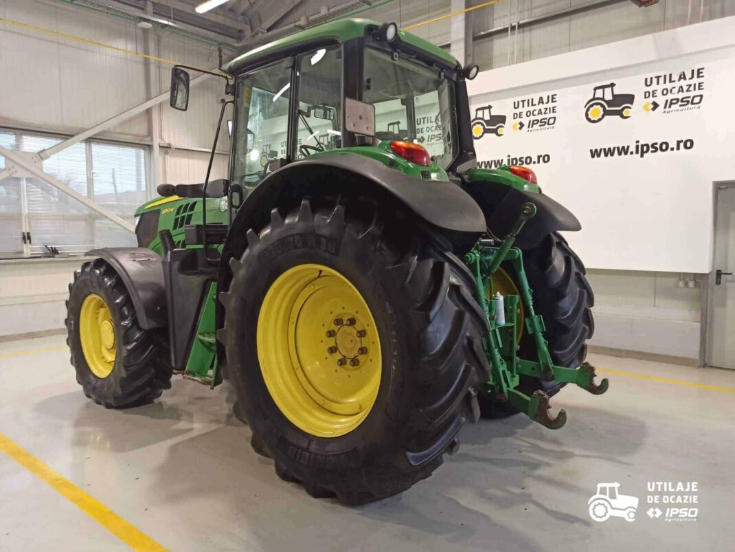 John Deere 6150M