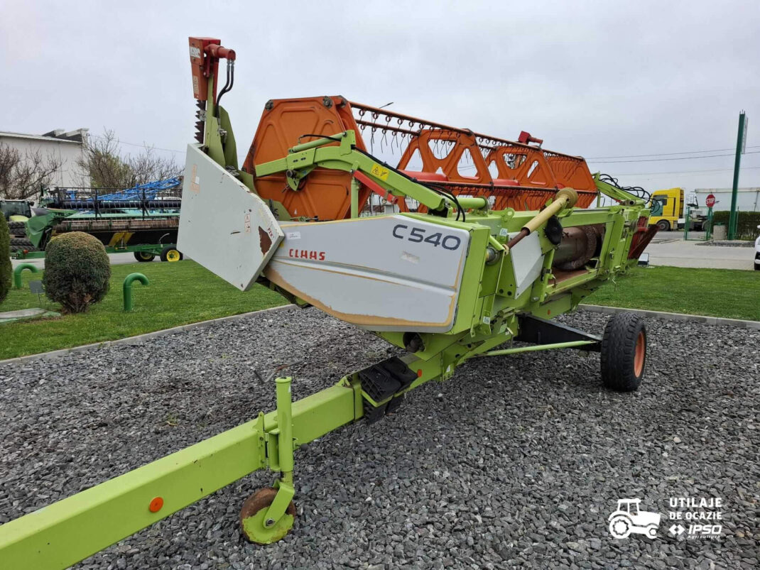 Claas Tucano 320 + Header paioase
