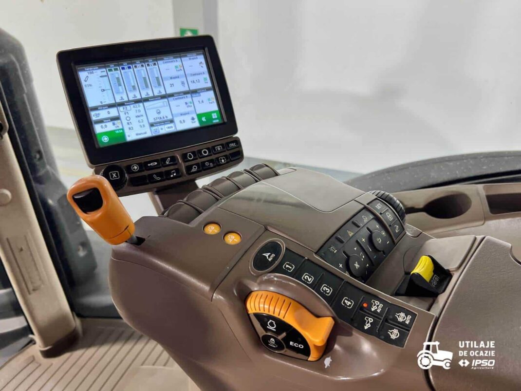 John Deere 8370R