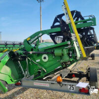 John Deere S780i + Header paioase