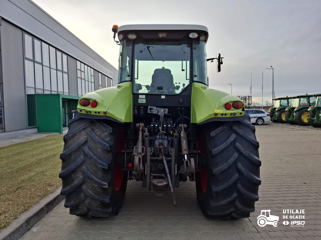 Claas Arion 630 + Incarcator