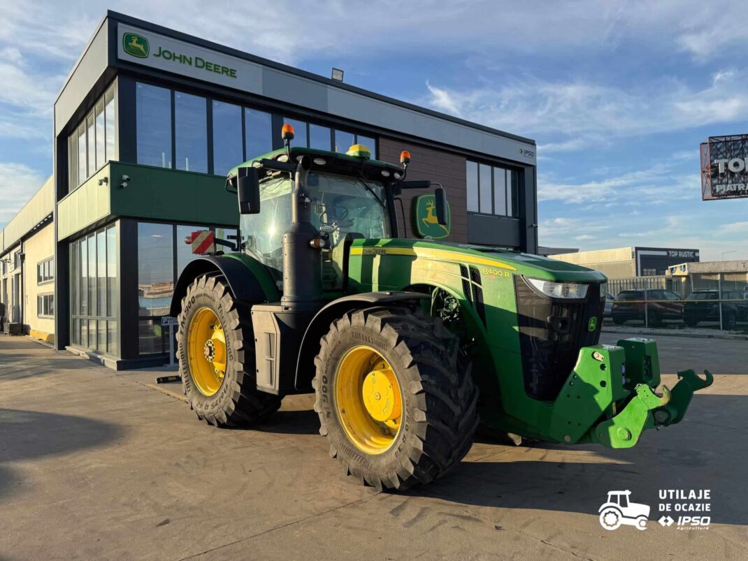 John Deere 8400R