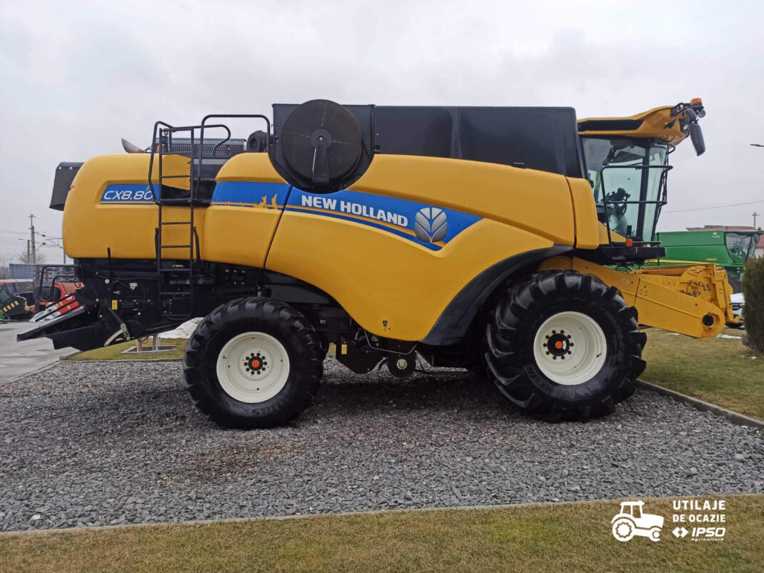 New Holland CX8.80 + Header paioase