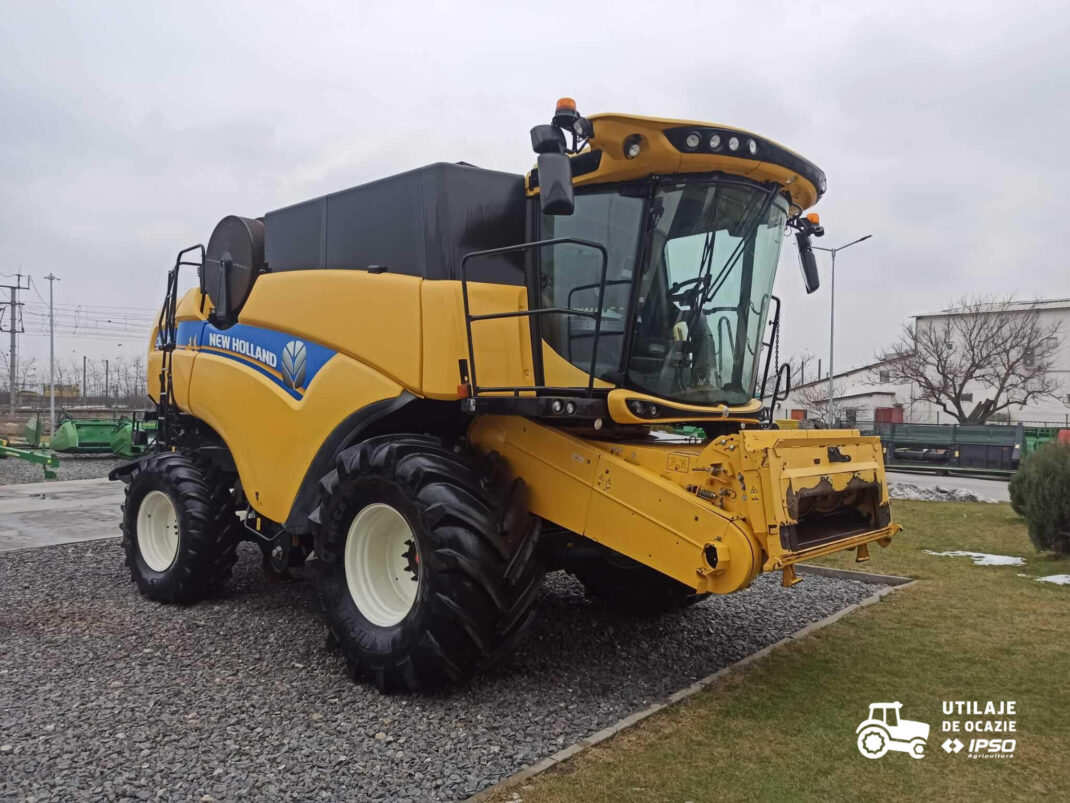 New Holland CX8.80 + Header paioase