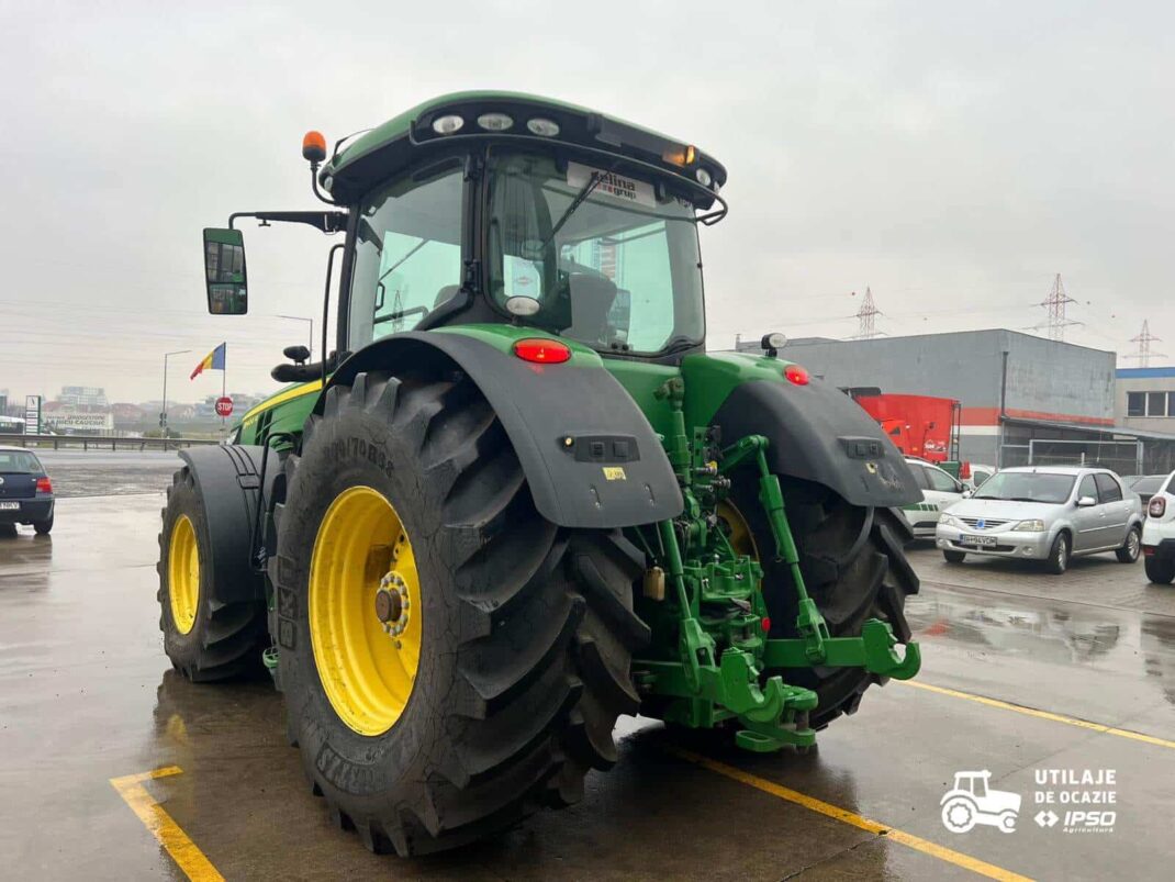 John Deere 8400R