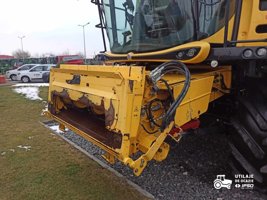 New Holland CX8.80 + Header paioase