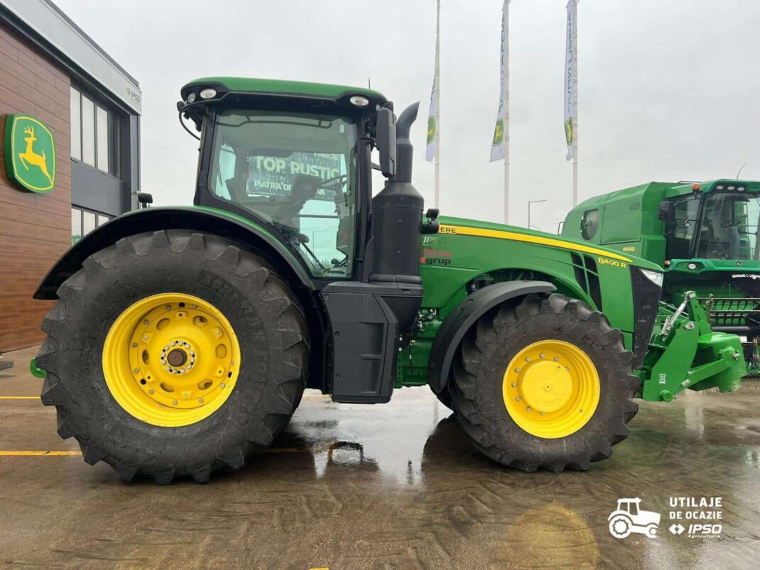 John Deere 8400R