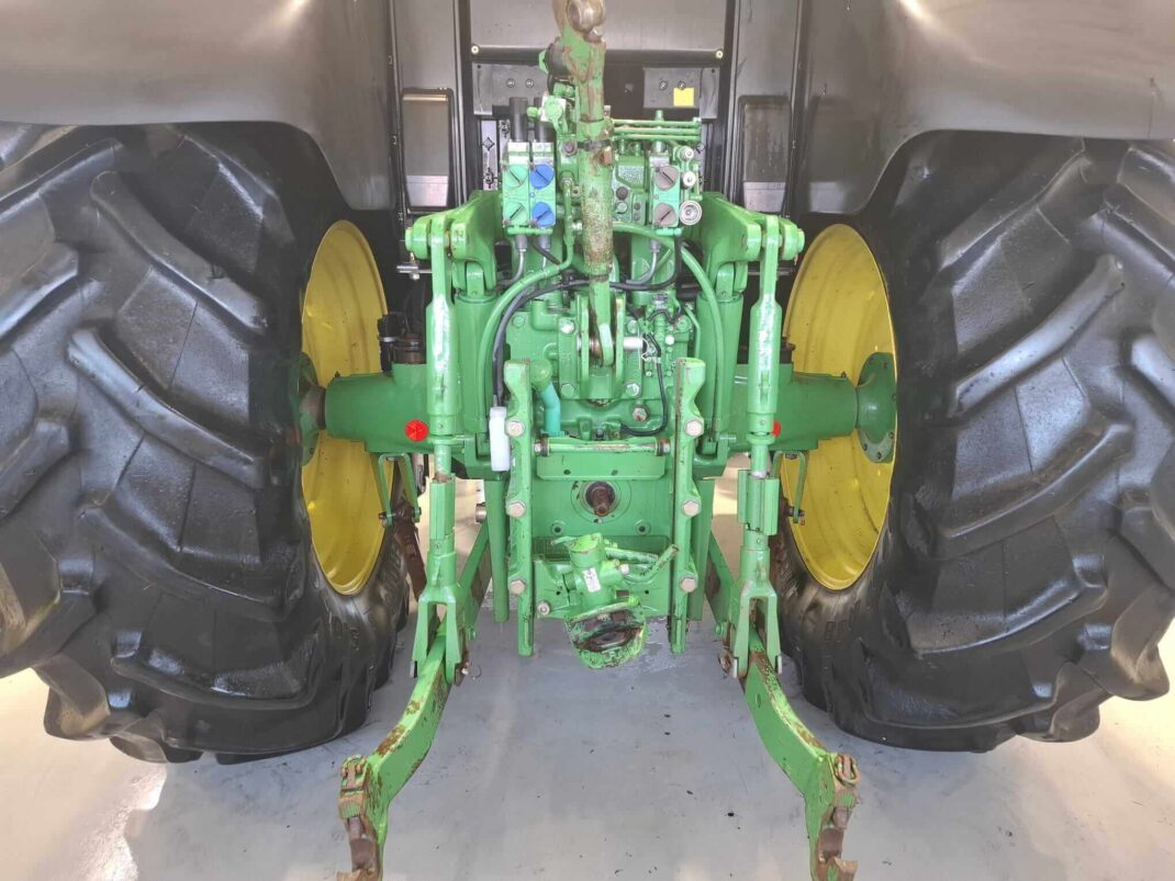 John Deere 6150M
