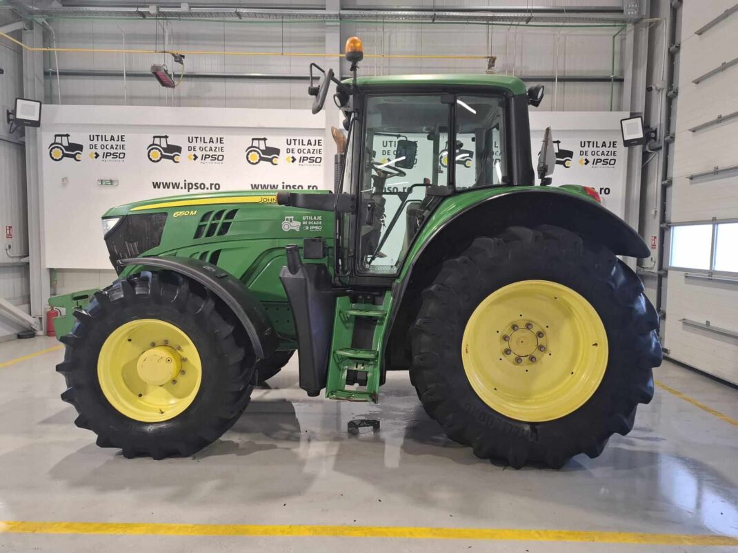 John Deere 6150M