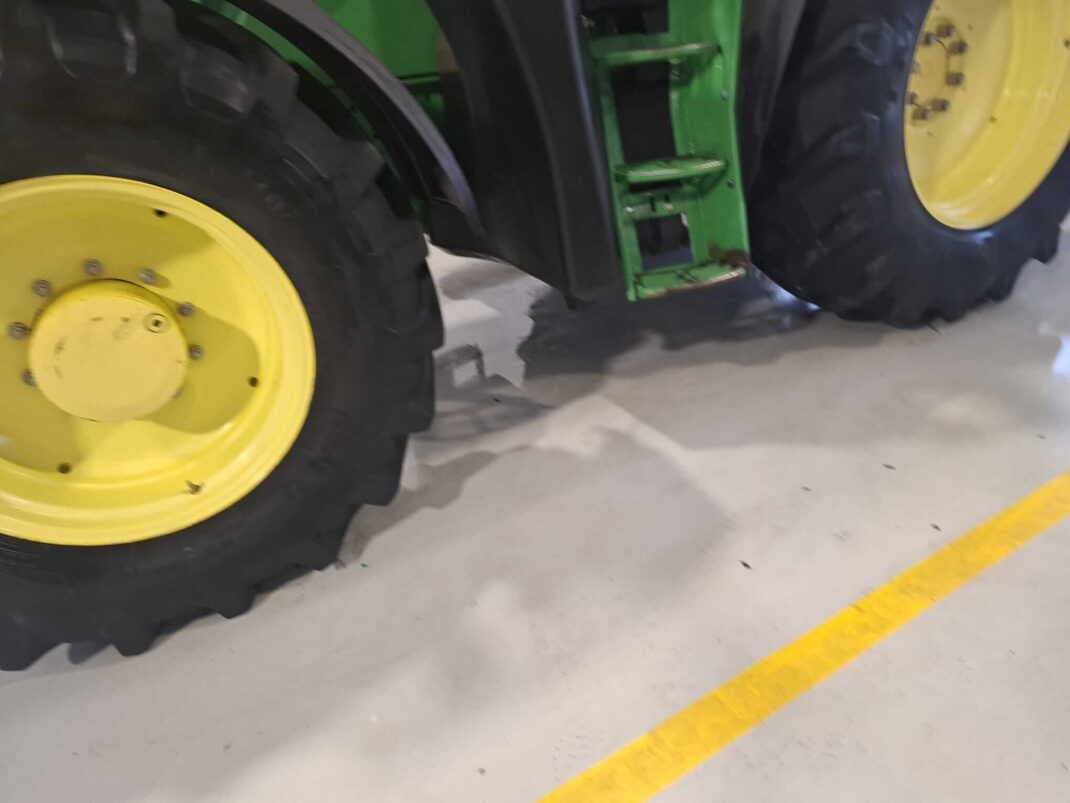 John Deere 6150M