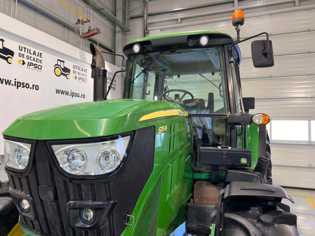 John Deere 6115M